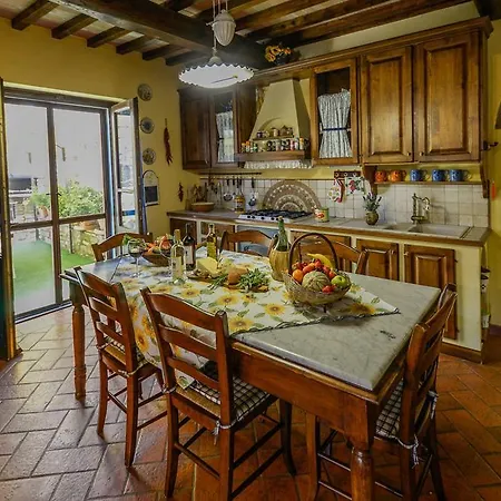 Le Celle Del Farinaio