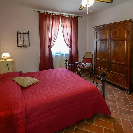 Вилла Le Celle Del Farinaio Кортона