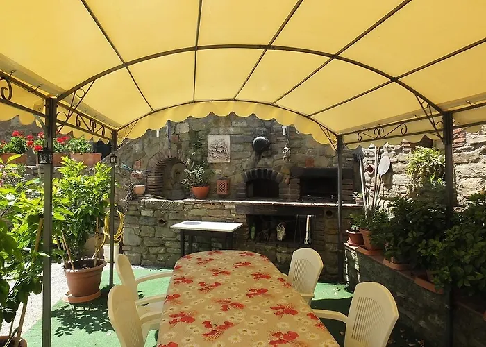 Le Celle Del Farinaio